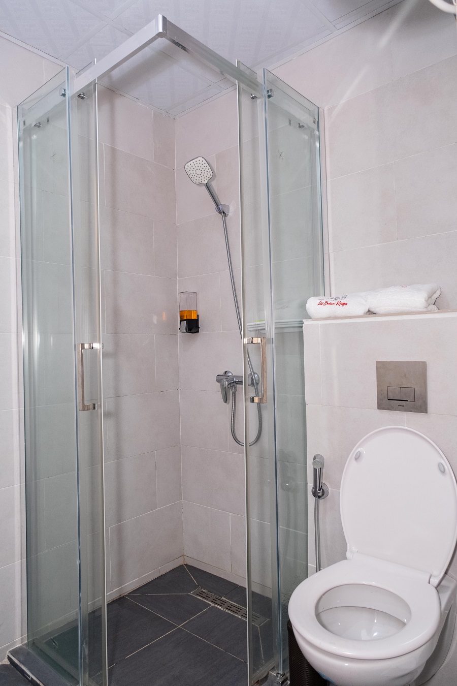 BALCON ROUGES RESIDENCE